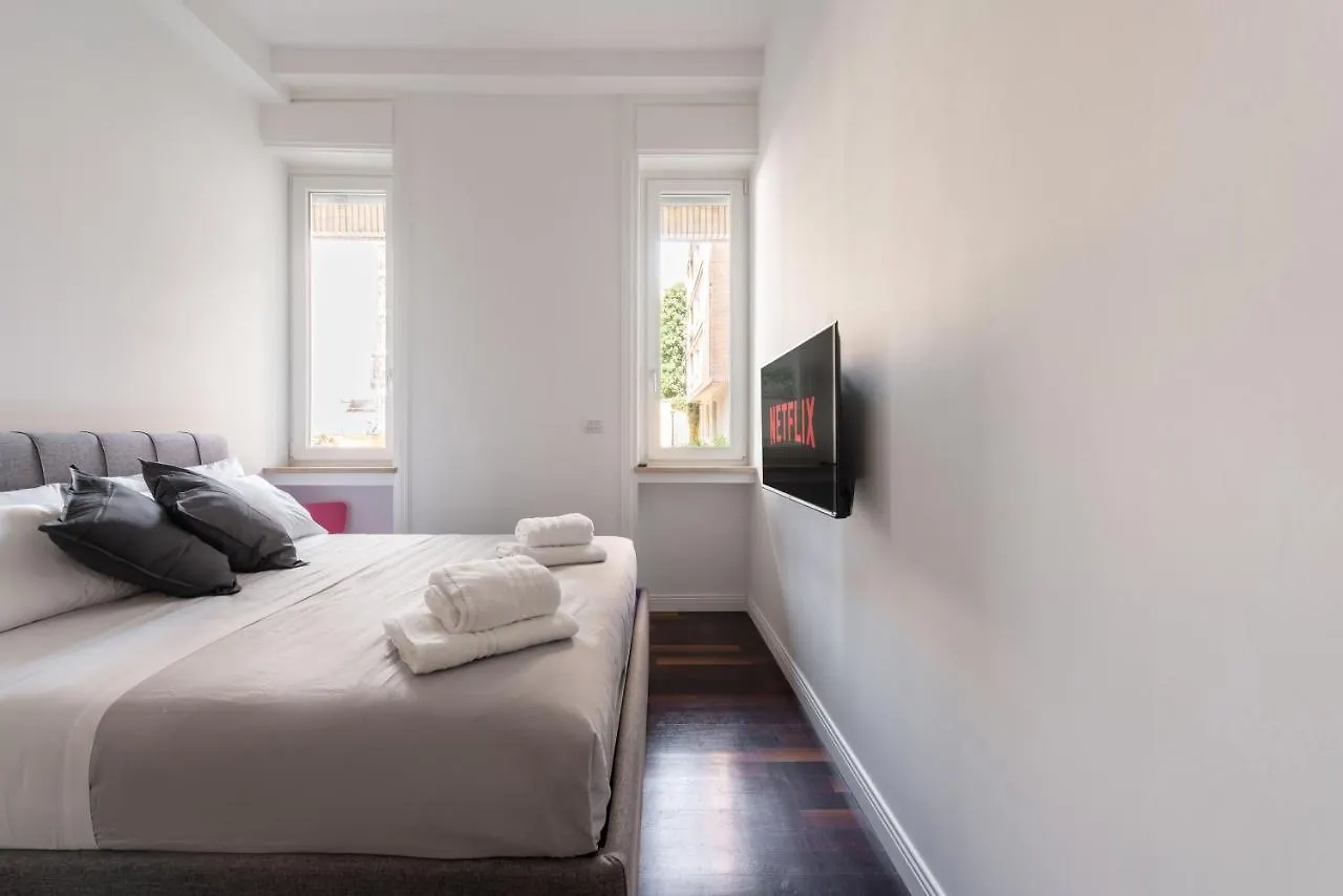 Apartment We Home - Bandello House, Corso Magenta Milan